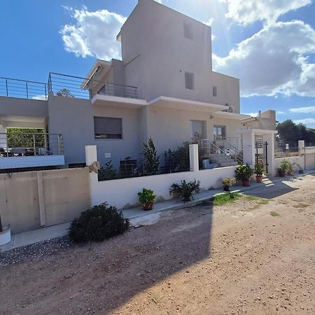 Οι Ακτινες Του Ηλιου Apartment Agios Spyridon  Екстериор снимка