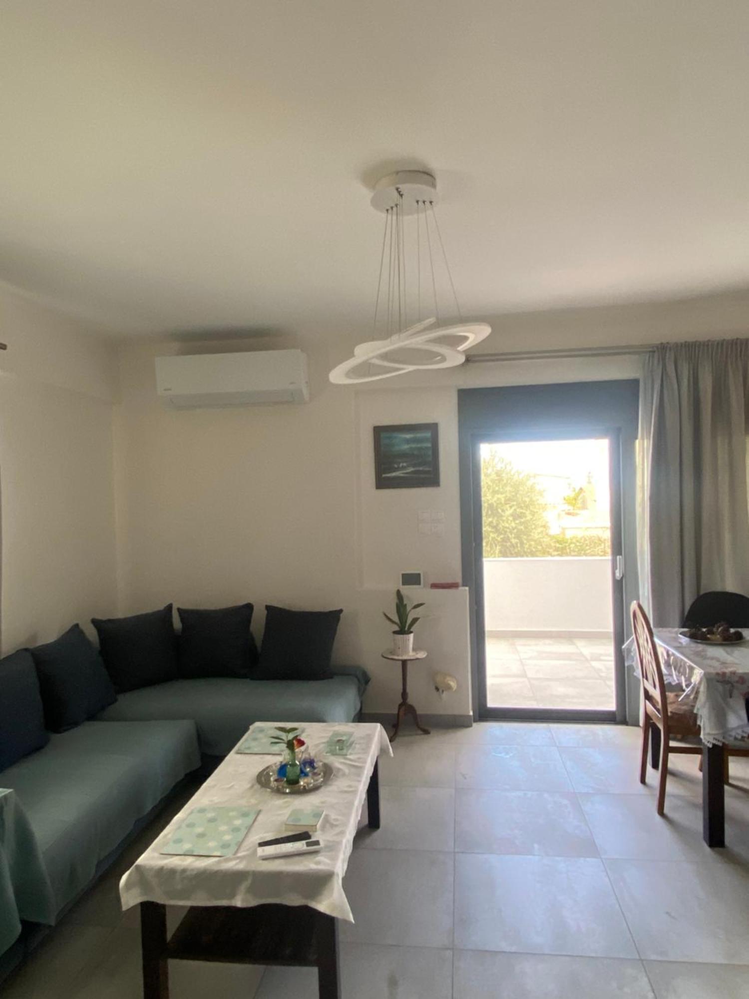 Οι Ακτινες Του Ηλιου Apartment Agios Spyridon  Екстериор снимка